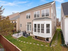 2467 Cypress Green Lane, Herndon VA 20171