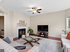 2467 Cypress Green Lane, Herndon VA 20171