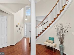 2467 Cypress Green Lane, Herndon VA 20171