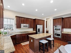 2467 Cypress Green Lane, Herndon VA 20171