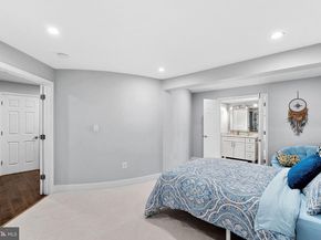 2467 Cypress Green Lane, Herndon VA 20171