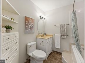 1001 N Vermont Street 108, Arlington VA 22201