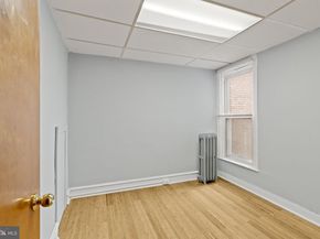 6904 Chelwynde Avenue, Philadelphia PA 19142