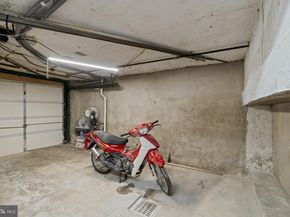 6904 Chelwynde Avenue, Philadelphia PA 19142