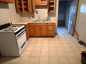 2831 N Howard Street, Philadelphia PA 19133