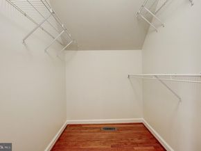 11913 Champion Lake Court, Herndon VA 20170