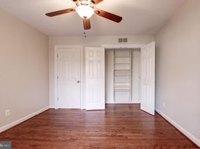 11913 Champion Lake Court, Herndon VA 20170