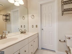 11913 Champion Lake Court, Herndon VA 20170