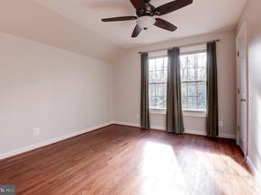 11913 Champion Lake Court, Herndon VA 20170