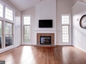 11913 Champion Lake Court, Herndon VA 20170