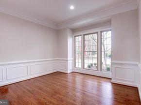 11913 Champion Lake Court, Herndon VA 20170