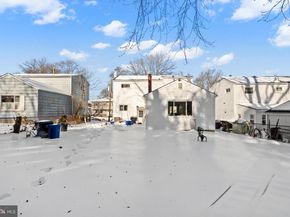 1717 Crestview Avenue, Willow Grove PA 19090