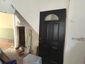 7130 Boyer Street, Philadelphia PA 19119