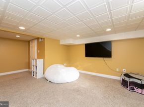 939 Fariston Drive, Drexel Hill PA 19026