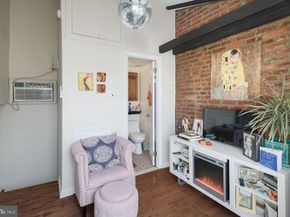 124 Catharine Street B, Philadelphia PA 19147