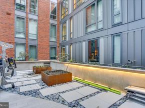 1211 Van Street SE 902, Washington DC 20003