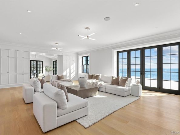 104 Premium Point Road, Mamaroneck NY 10801