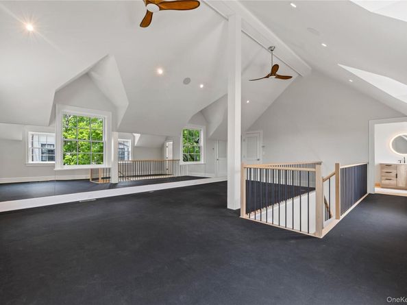 104 Premium Point Road, Mamaroneck NY 10801