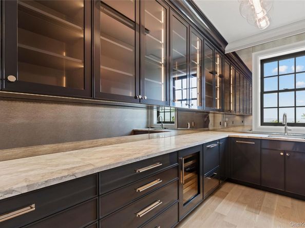 104 Premium Point Road, Mamaroneck NY 10801