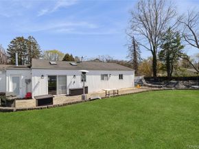 22 Hawthorne Street, Mount Sinai NY 11766
