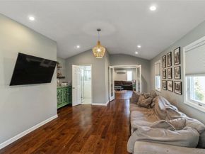 22 Hawthorne Street, Mount Sinai NY 11766