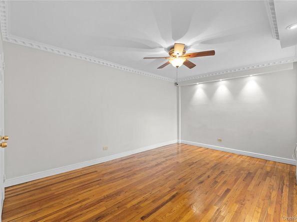 67-30 Clyde Street 5B, Forest Hills NY 11375
