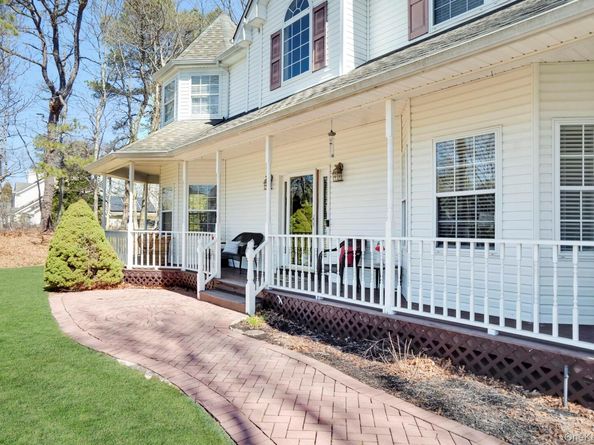 20 Ricky Road, Manorville NY 11949
