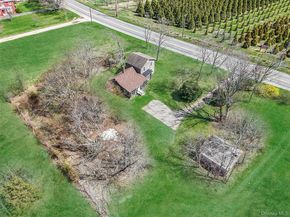 5528 Sound Avenue, Riverhead NY 11901
