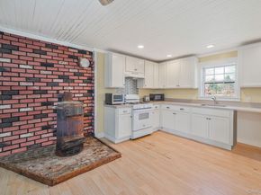 5528 Sound Avenue, Riverhead NY 11901