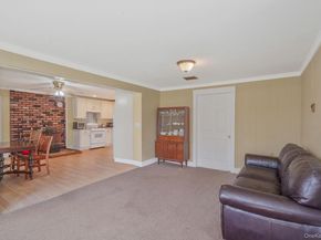 5528 Sound Avenue, Riverhead NY 11901