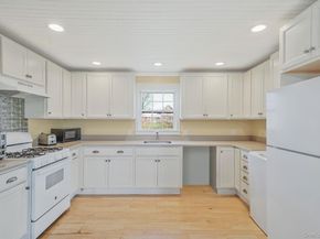 5528 Sound Avenue, Riverhead NY 11901