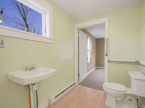 5528 Sound Avenue, Riverhead NY 11901