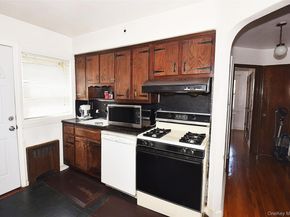 86-28 Musket Street, Queens Village NY 11427