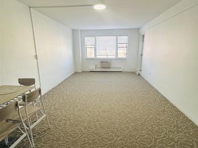 89-15 PARSONS Boulevard 10E, Jamaica Hills NY 11432