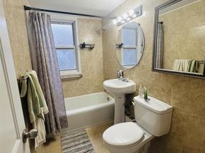 89-15 PARSONS Boulevard 10E, Jamaica Hills NY 11432