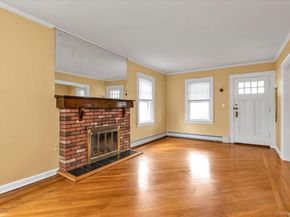 154 Rocklyn Avenue, Lynbrook NY 11563