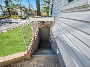 624 Townline Road, Hauppauge NY 11788