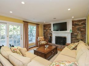 3 Clemson Lane, Woodbury NY 11797