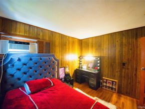 65 Cheshire Road, Bethpage NY 11714