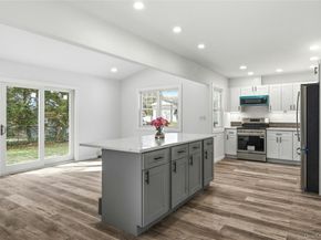 56 Pennaquid Road, Coram NY 11727