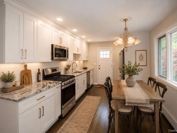25 Whitetail Lane, Commack NY 11725