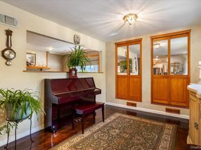 432 Puritan Drive, Shirley NY 11967