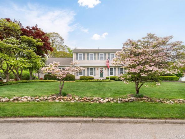 44 Woodland Road, Miller Place NY 11764