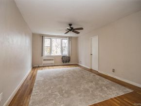4 Sadore Lane 3E, Yonkers NY 10710