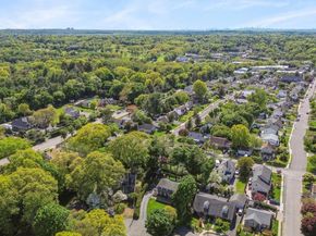 3 Camsanette Court, Glen Cove NY 11542