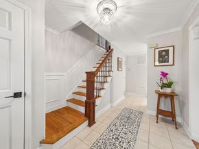 3 Camsanette Court, Glen Cove NY 11542