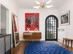 8 Rittenhouse Road, Bronxville NY 10708