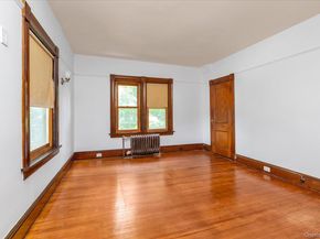 15 Wilson Lane, Rockville Centre NY 11570