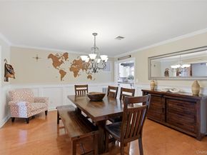 28 Manchester Lane, Stony Brook NY 11790