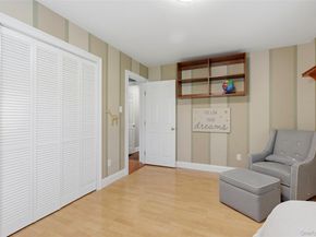 28 Manchester Lane, Stony Brook NY 11790